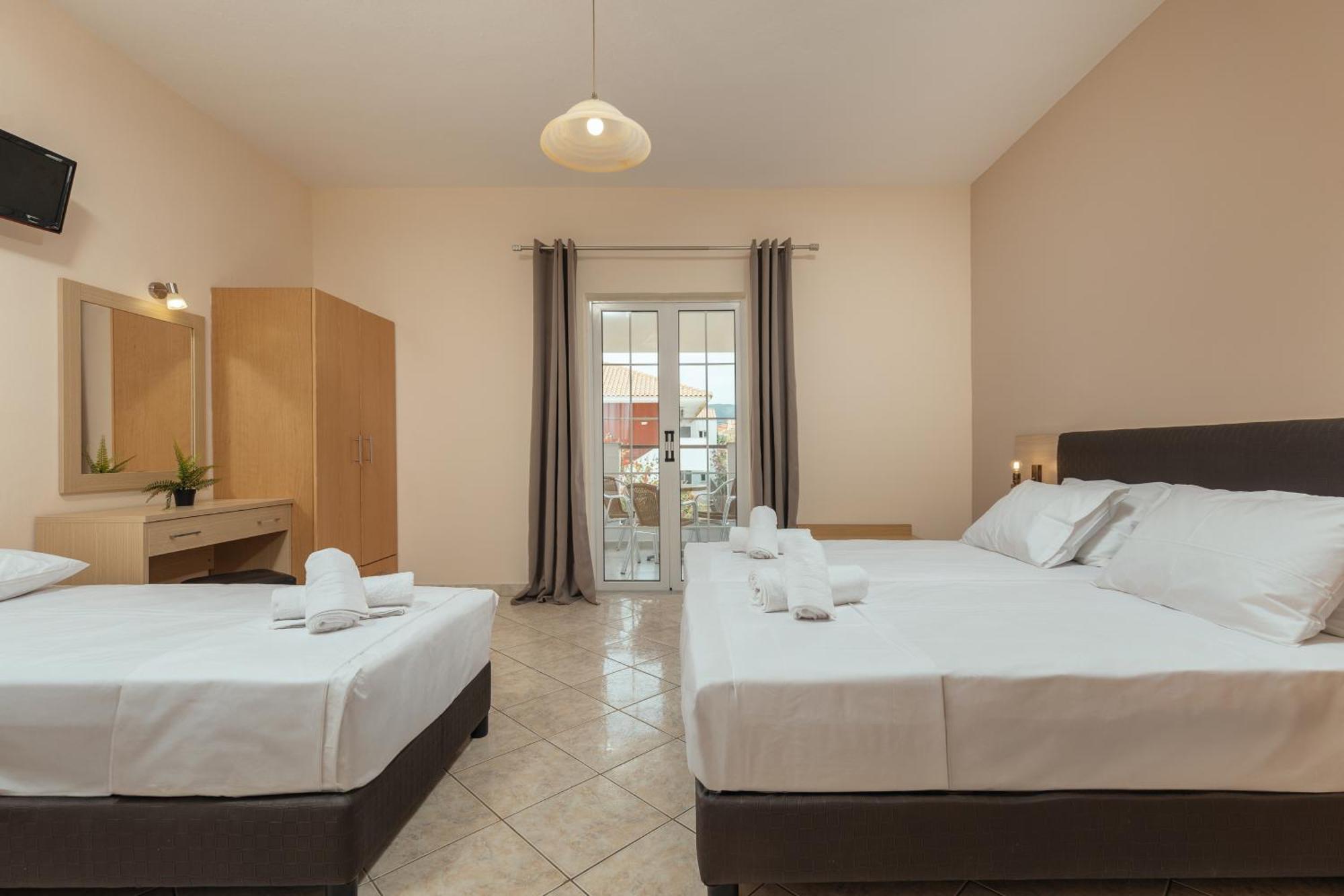 Yakinthos Hotel لاغاناس المظهر الخارجي الصورة