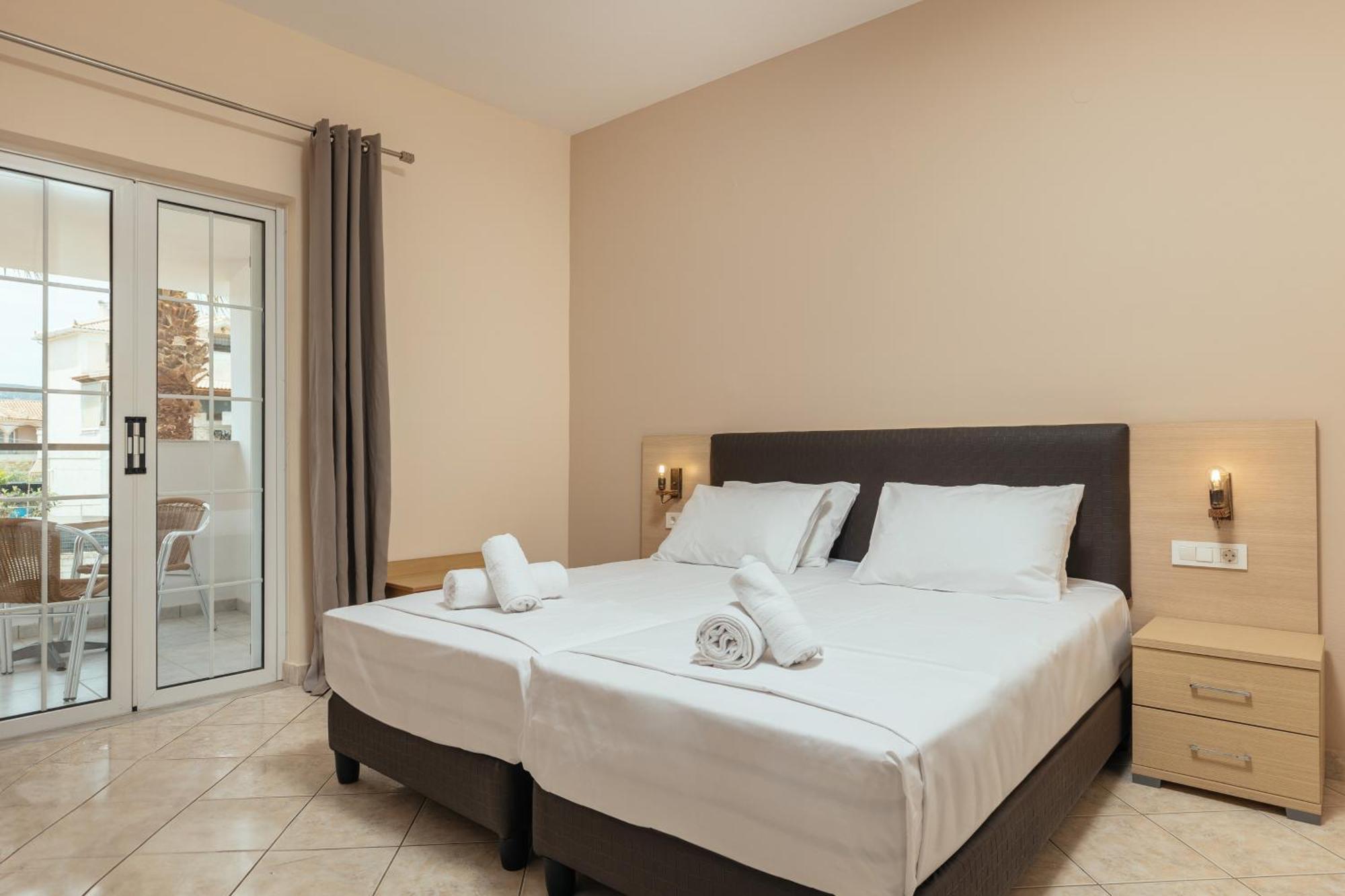 Yakinthos Hotel لاغاناس المظهر الخارجي الصورة