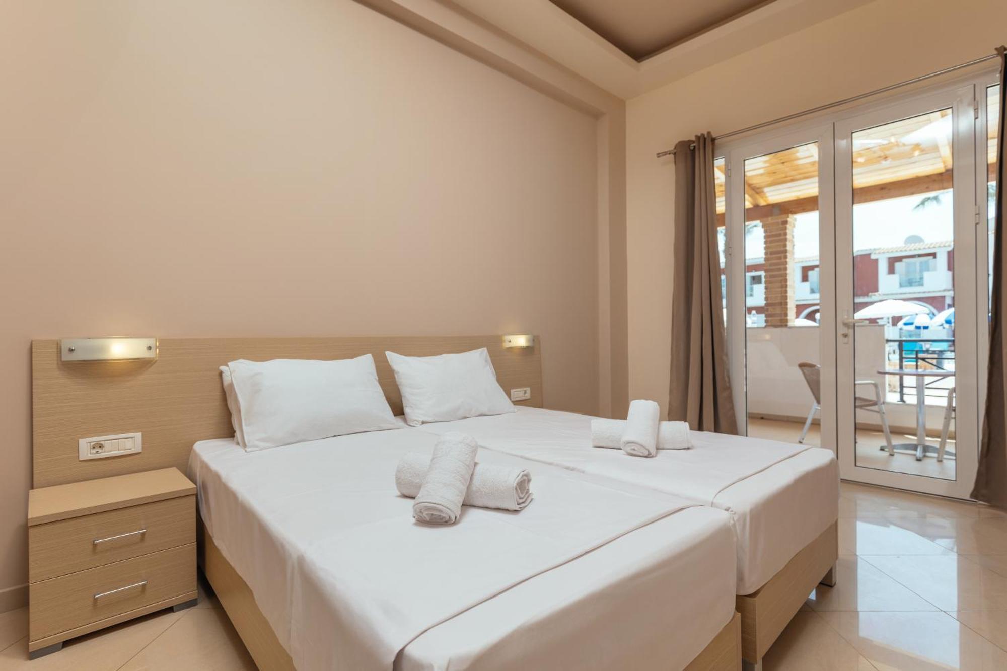 Yakinthos Hotel لاغاناس المظهر الخارجي الصورة