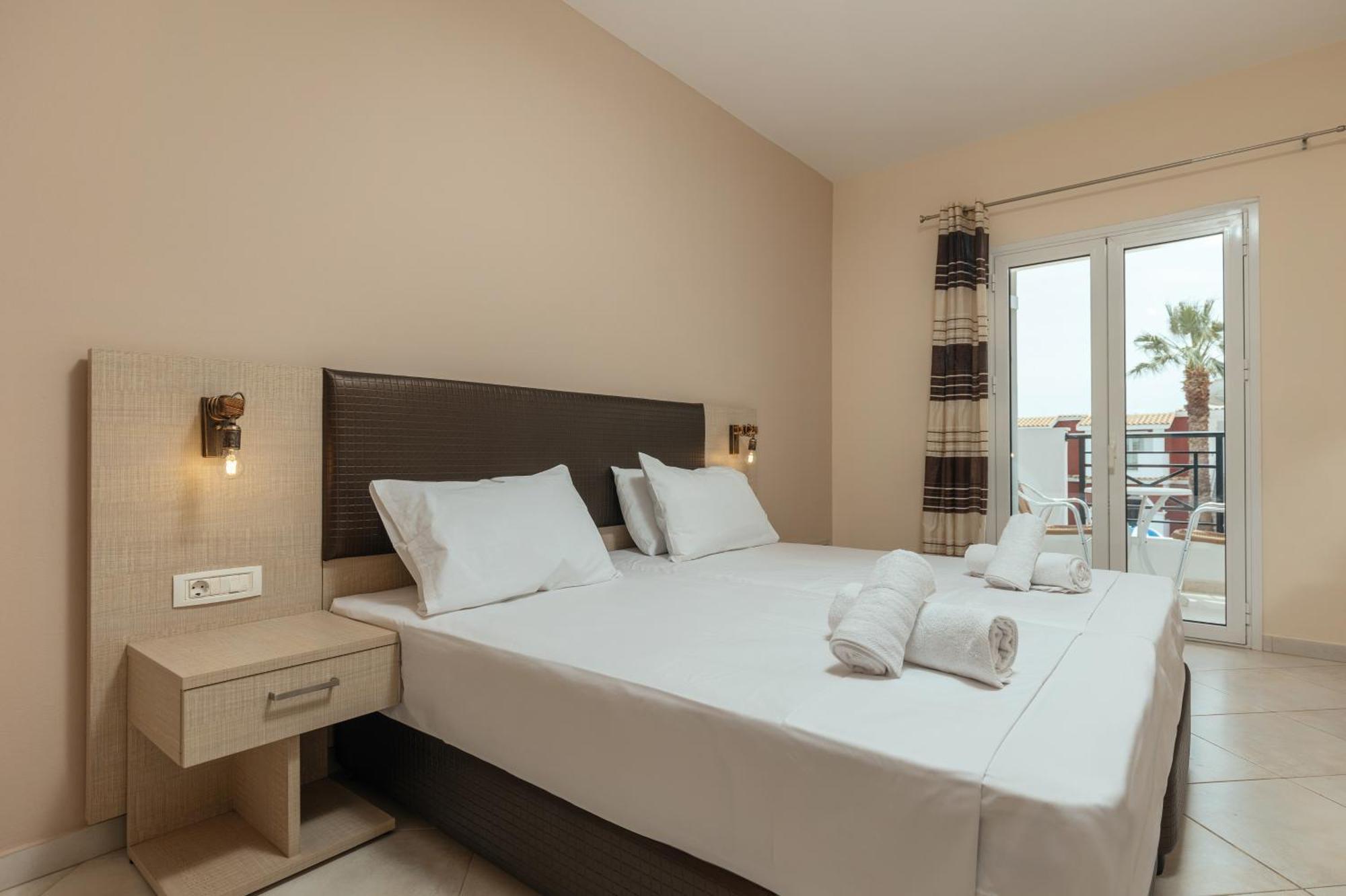 Yakinthos Hotel لاغاناس المظهر الخارجي الصورة