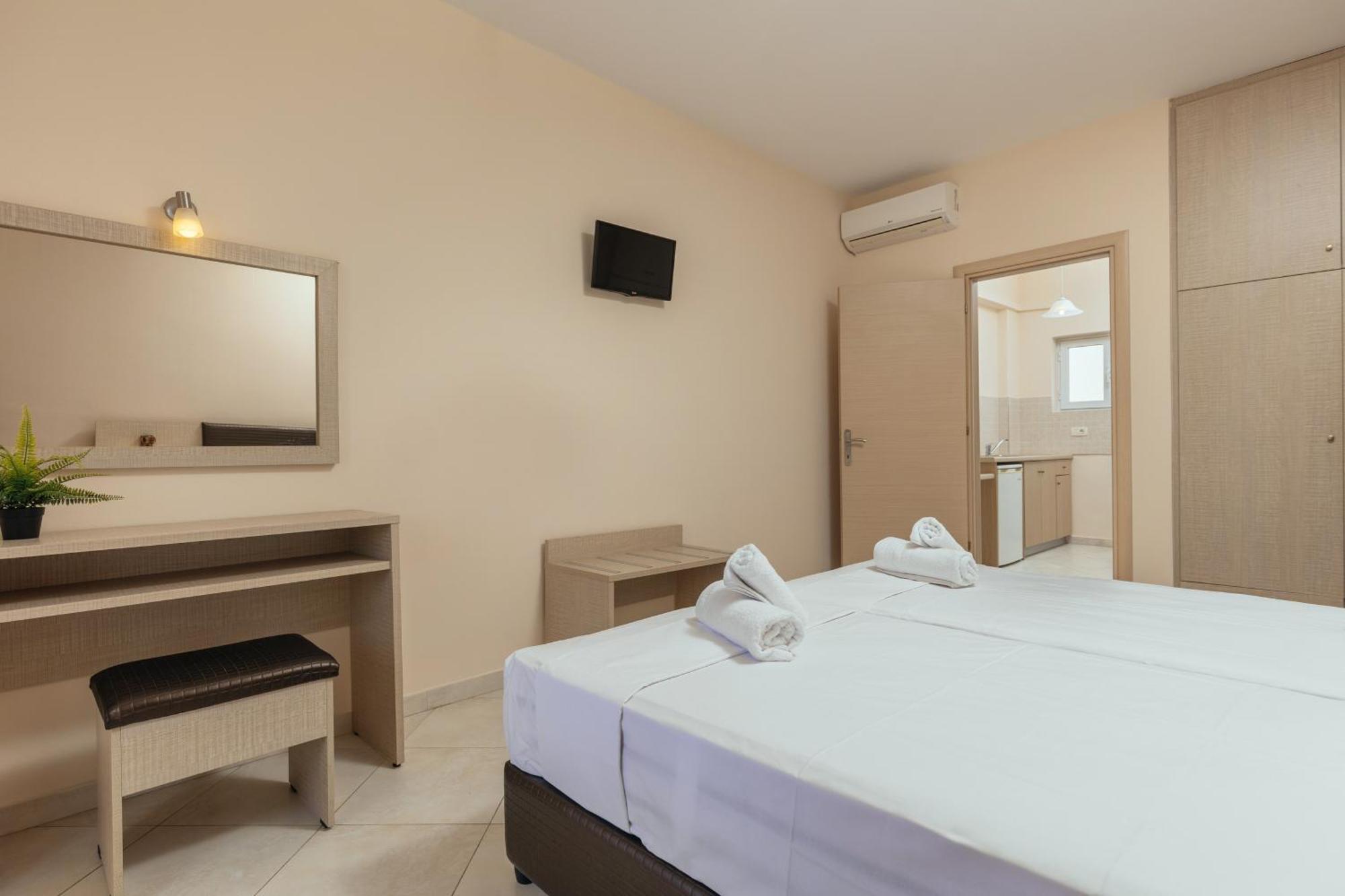 Yakinthos Hotel لاغاناس المظهر الخارجي الصورة